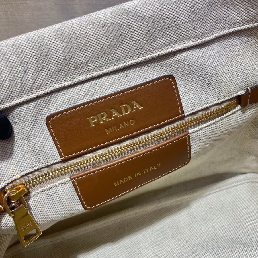 Prada 34cm