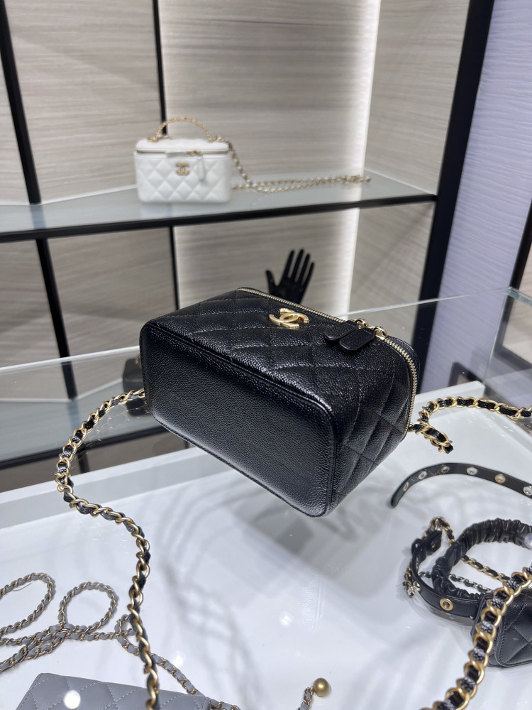 Chanel 17cm