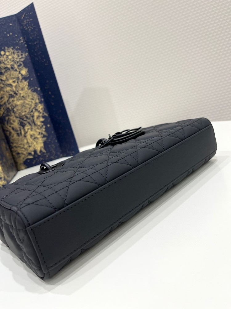 Dior MEDIUM LADY D-JOY BAG 26cm