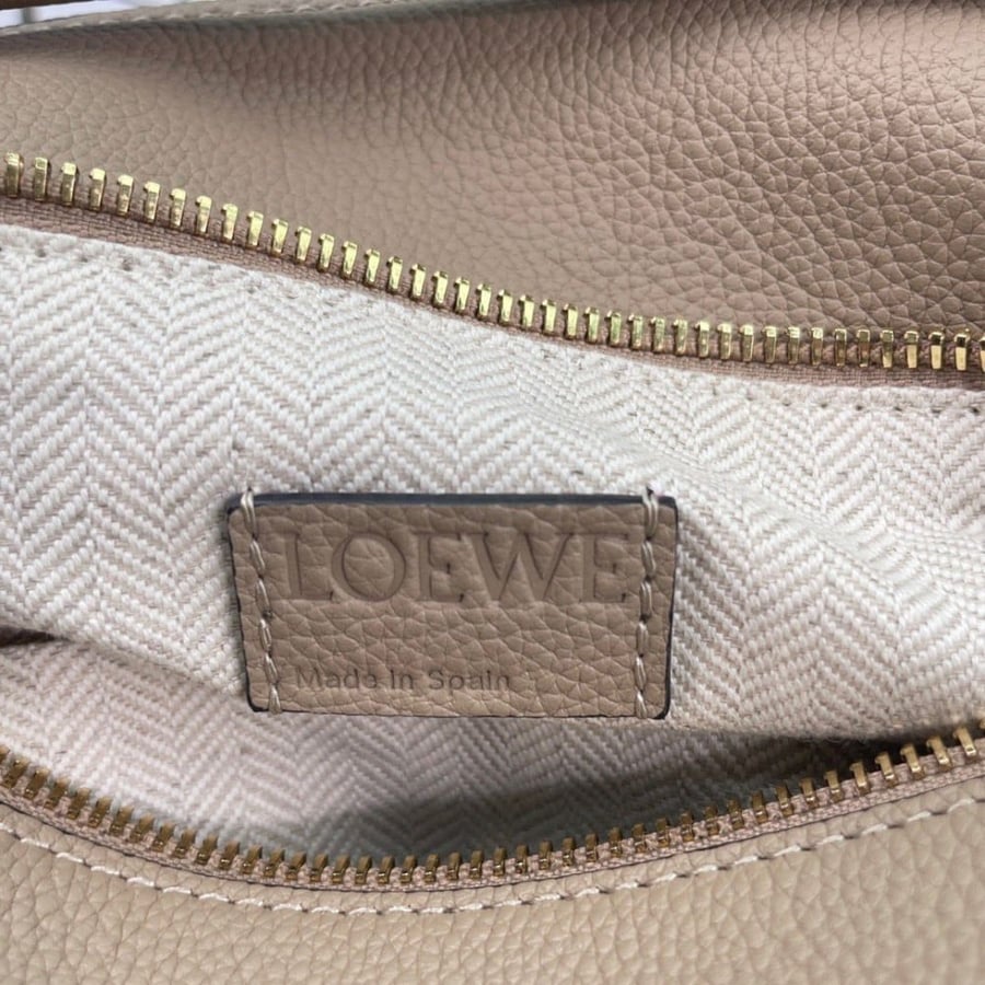 Loewe Small Puzzle bag in soft grained calfskin 24cm