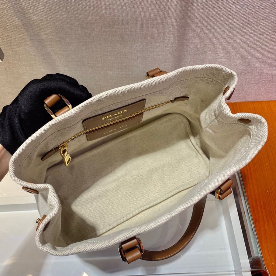 Prada 34cm