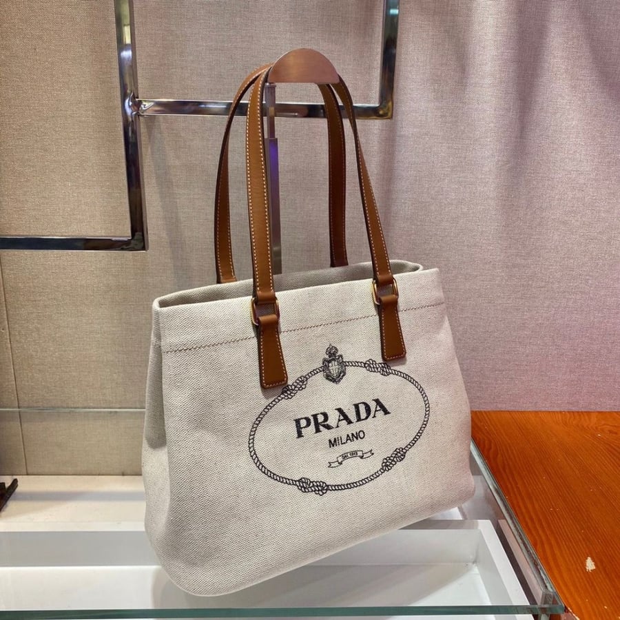 Prada 34cm