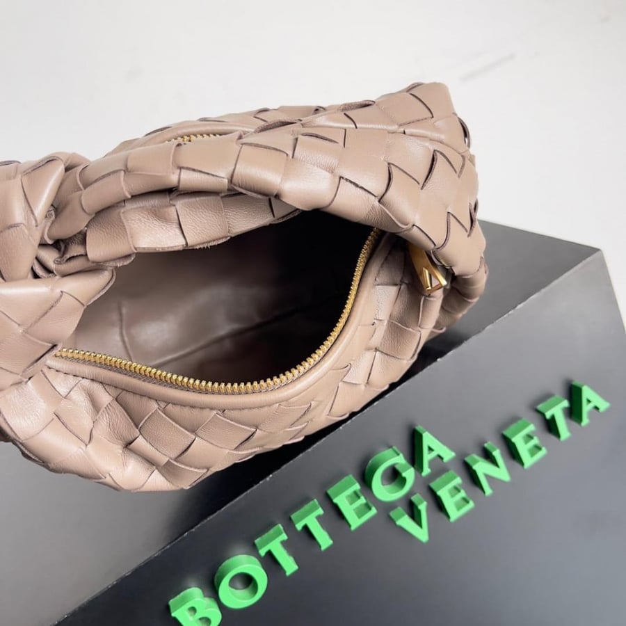 Bottega veneta 23cm