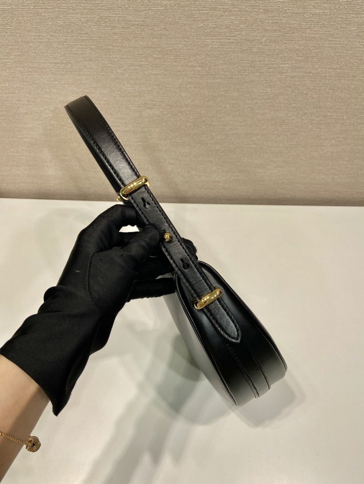 Prada 22cm