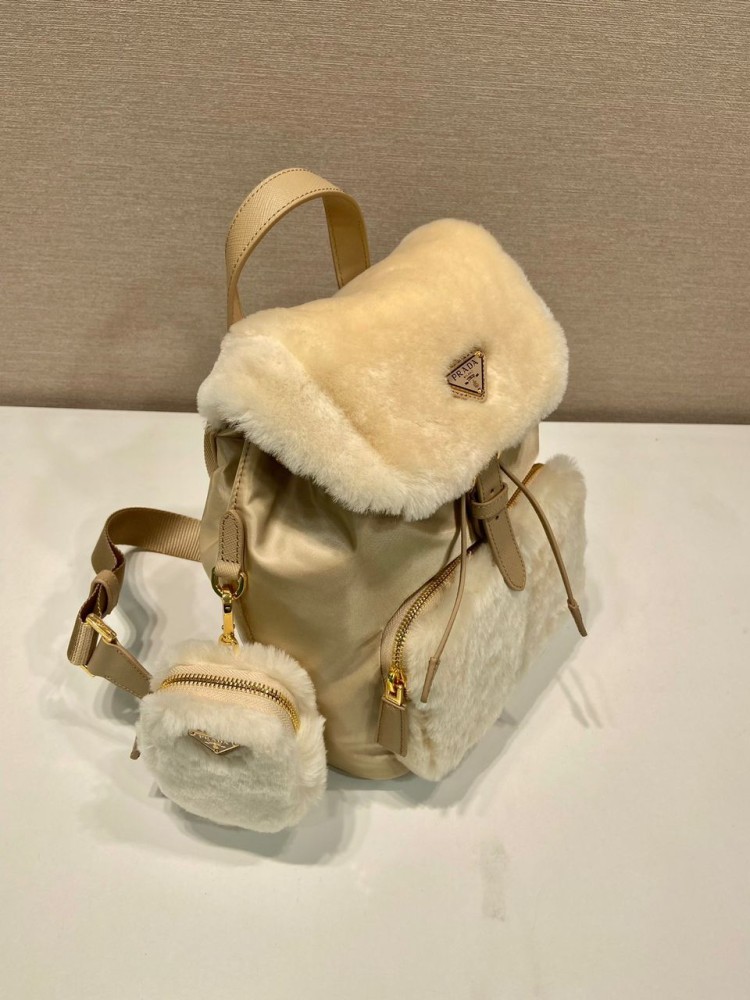 Prada 20cm