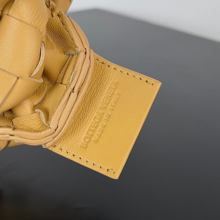 Bottega veneta 20cm
