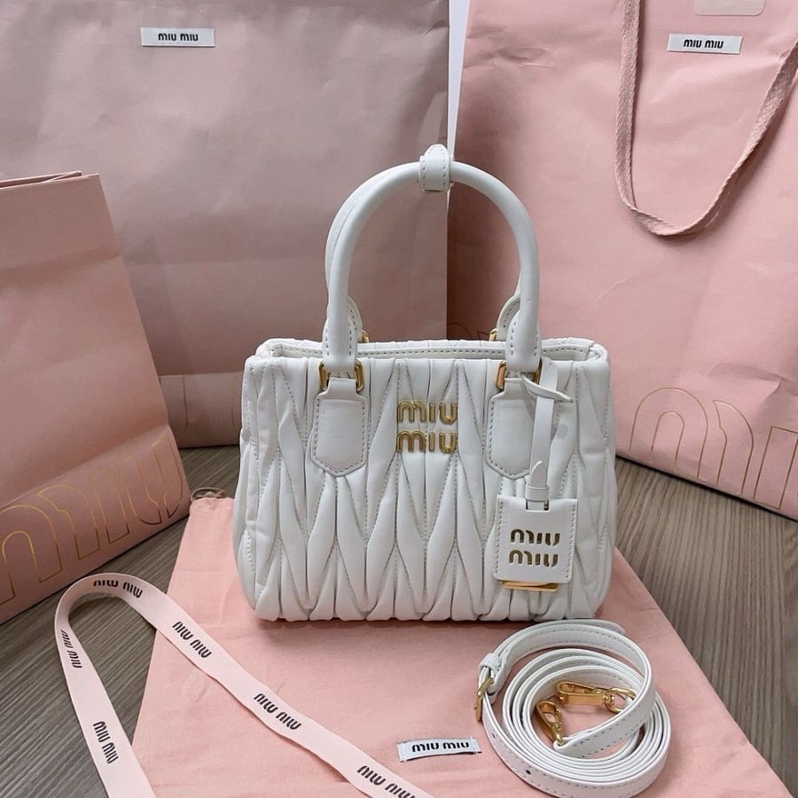 Miu Miu 20cm