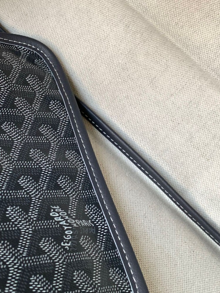Goyard pm 47cm