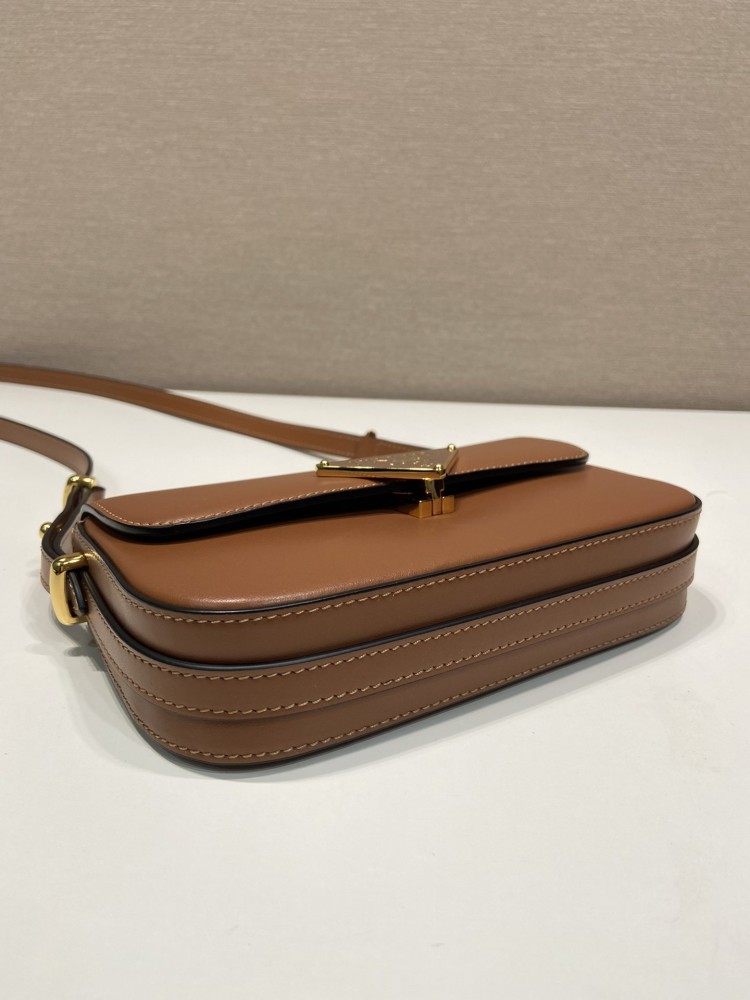 Prada 20cm