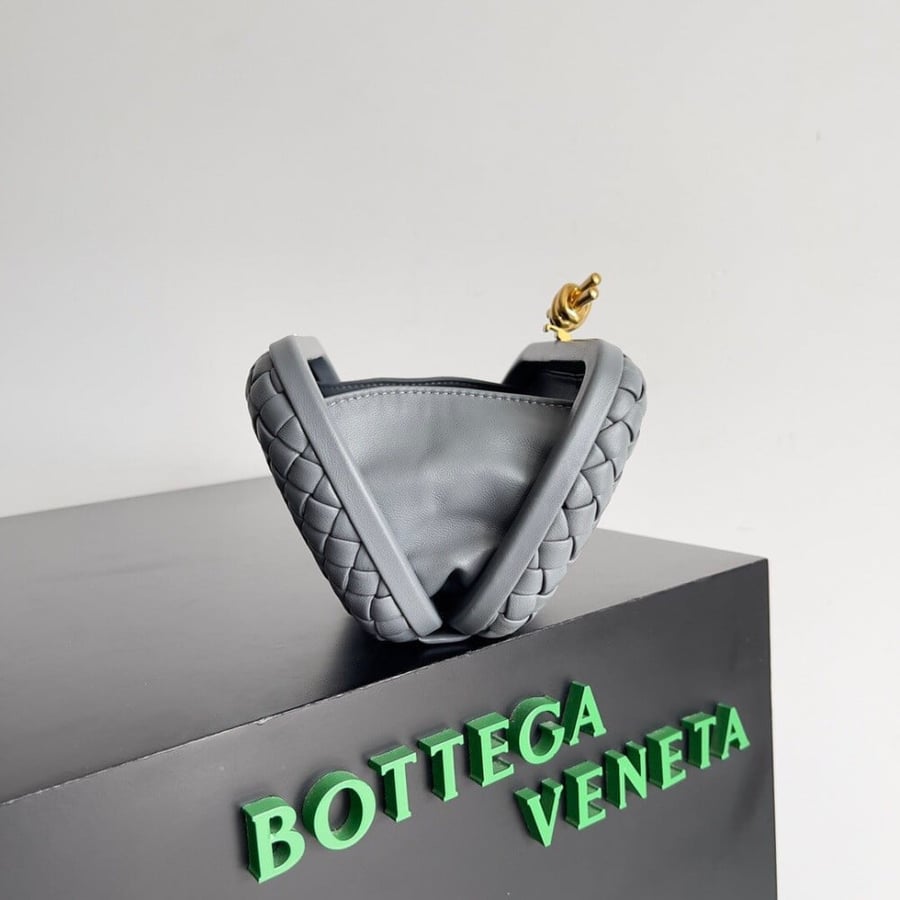 Bottega veneta 20cm