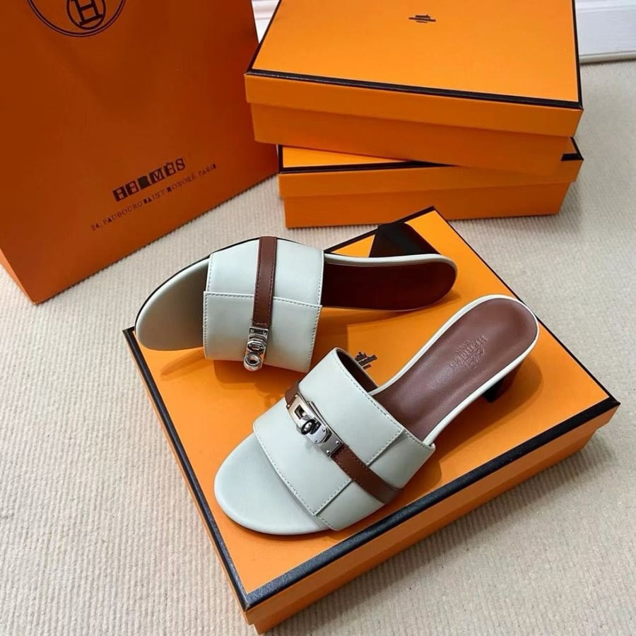 Hermès heels