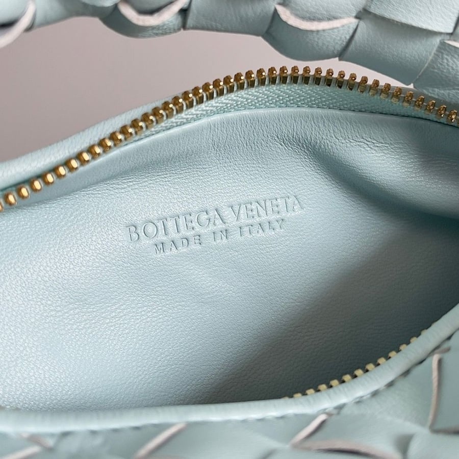 Bottega veneta 23cm