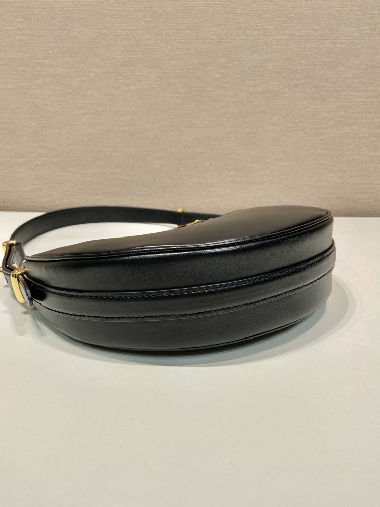 Prada 22cm