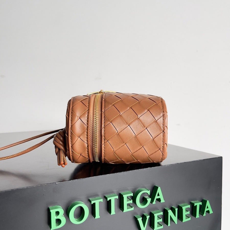 Bottega veneta 18cm