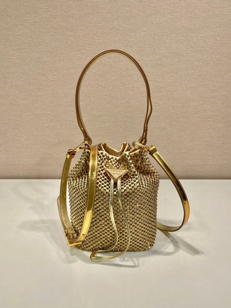 Prada 16cm