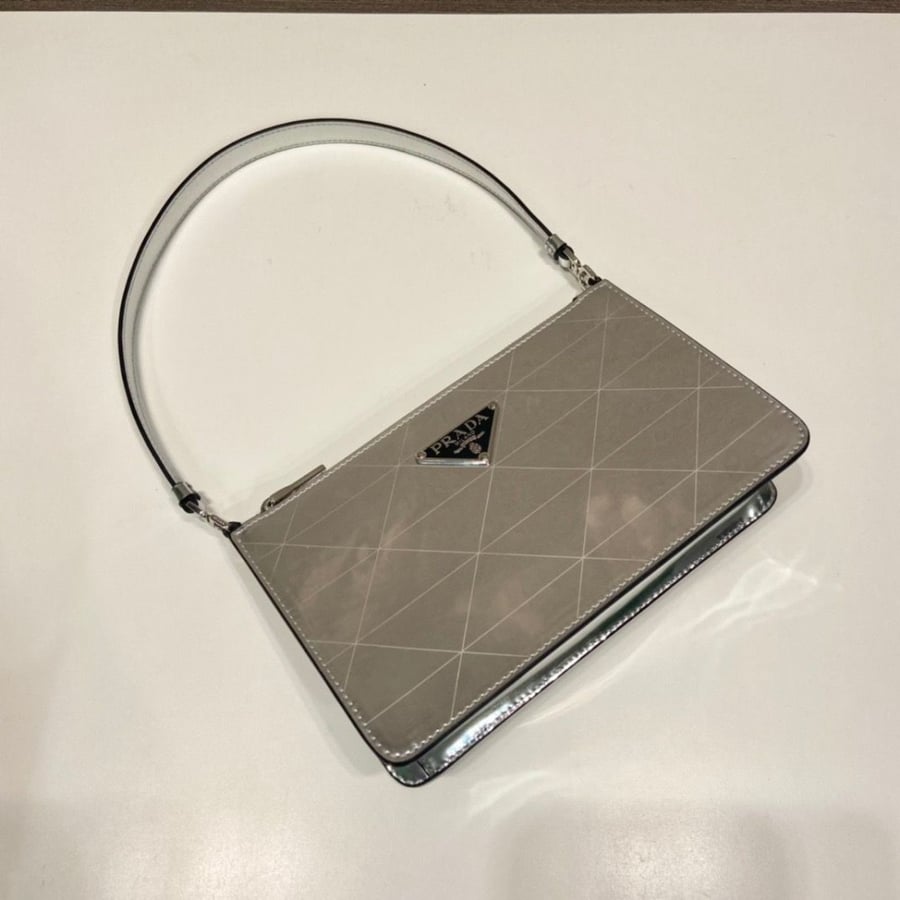 Prada 20cm