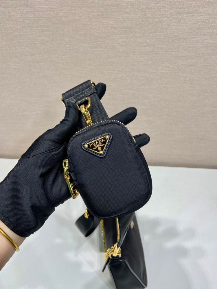 Prada 22cm