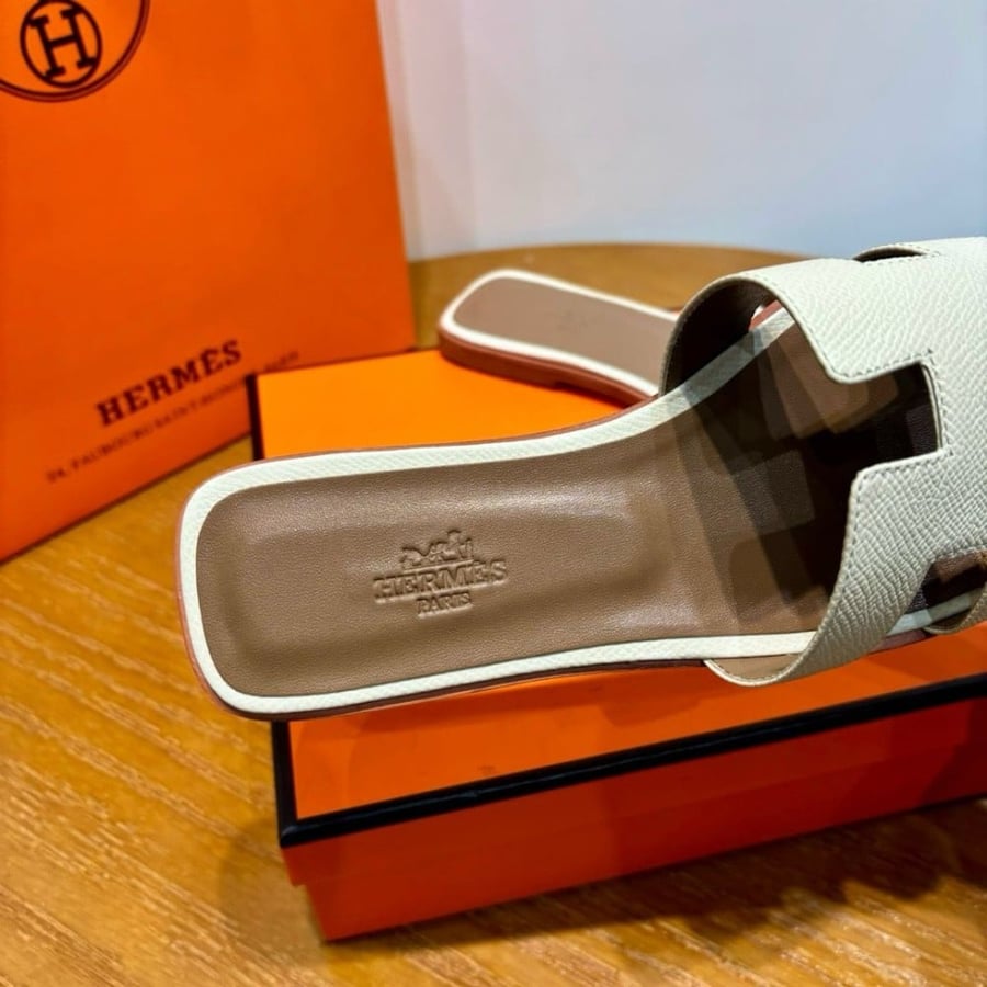Hermès Oran sandal