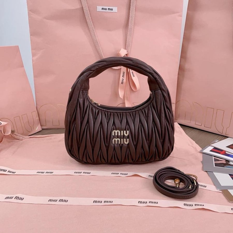Miu Miu 23cm