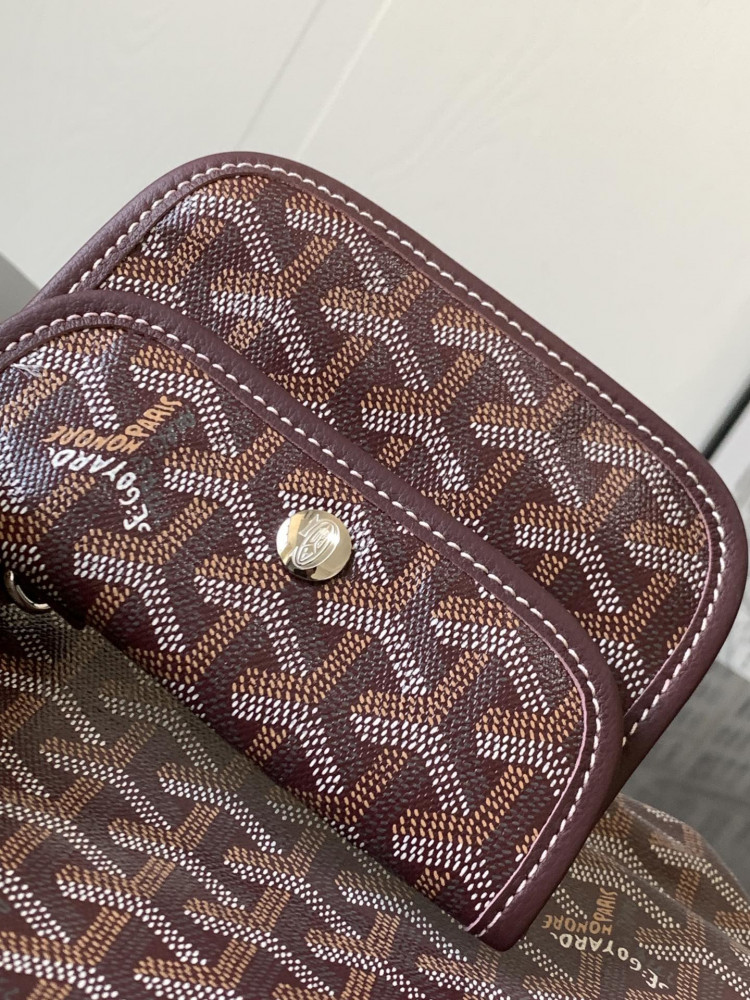 Goyard 20cm