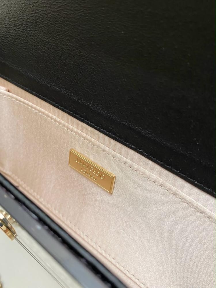 حقيبة Jimmy Choo 24cm مع شعار ذهبي داخلي