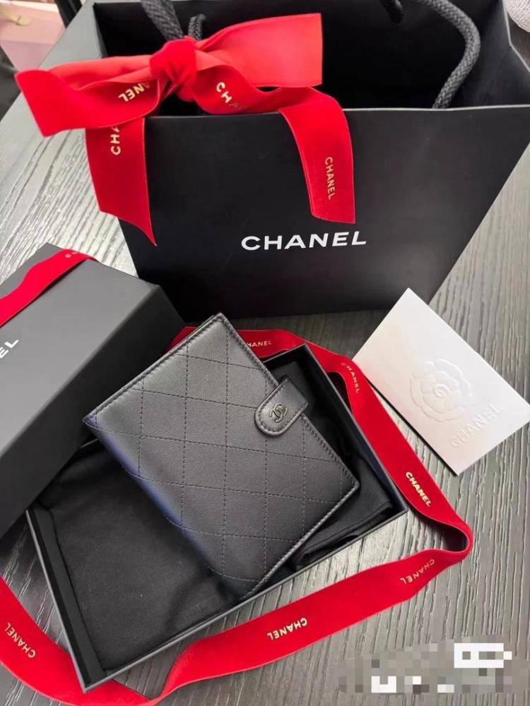 Chanel wallet