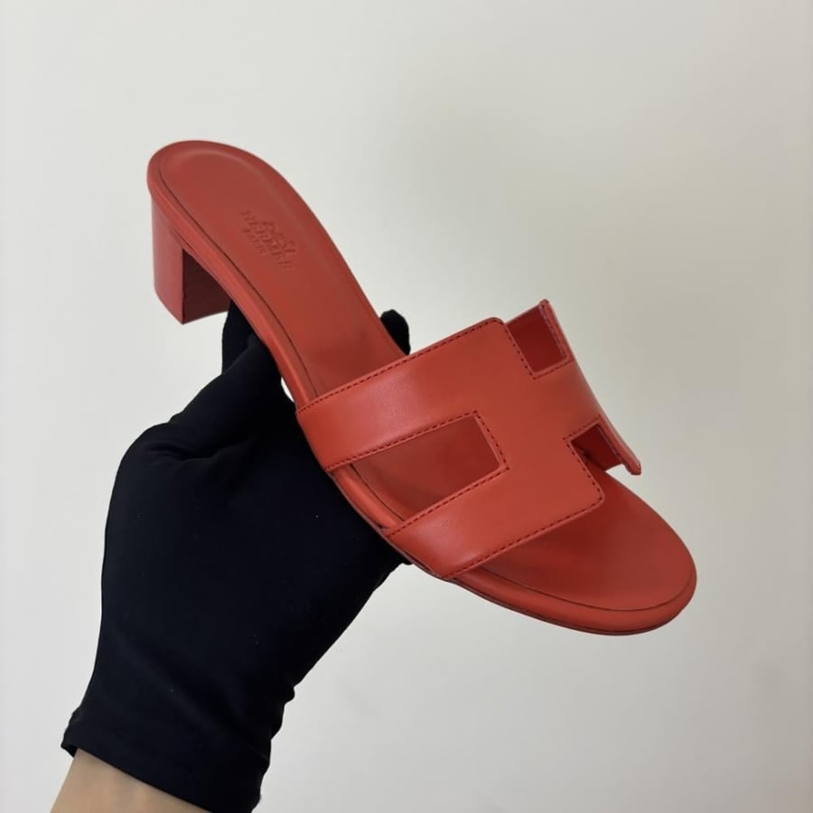 Hermès heels