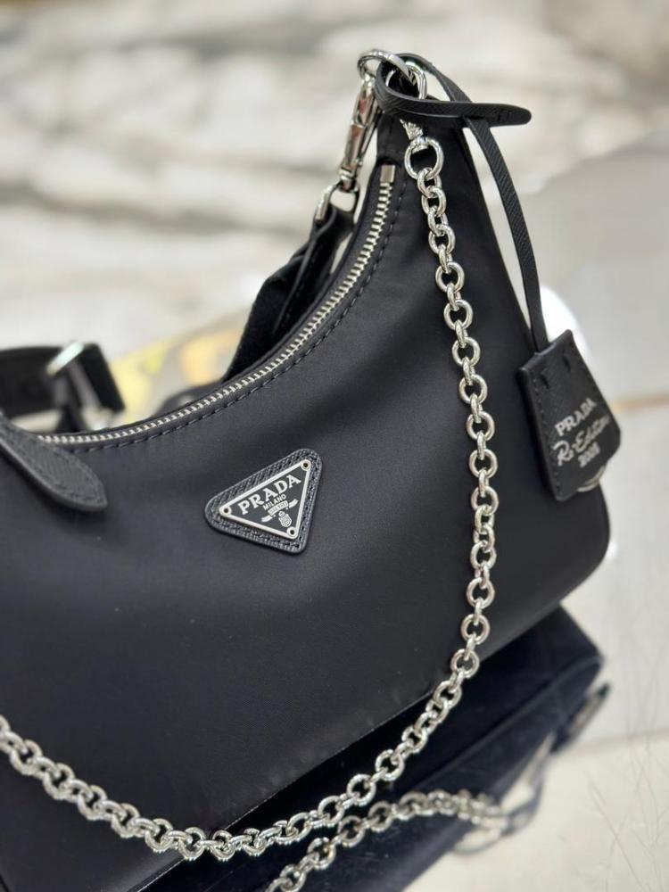 Prada 22cm
