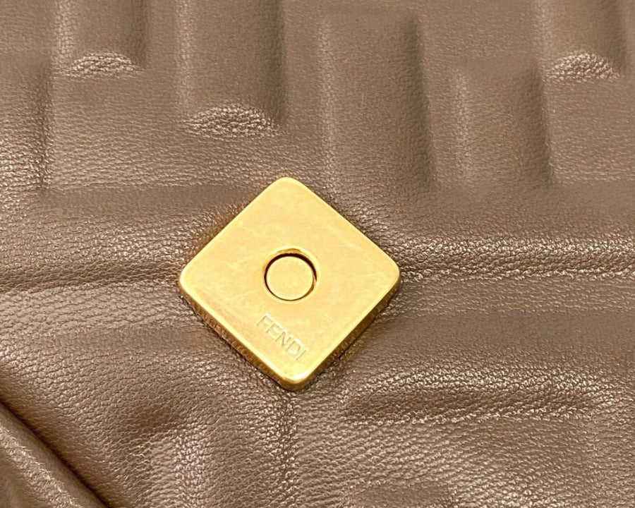 Fendi 19cm