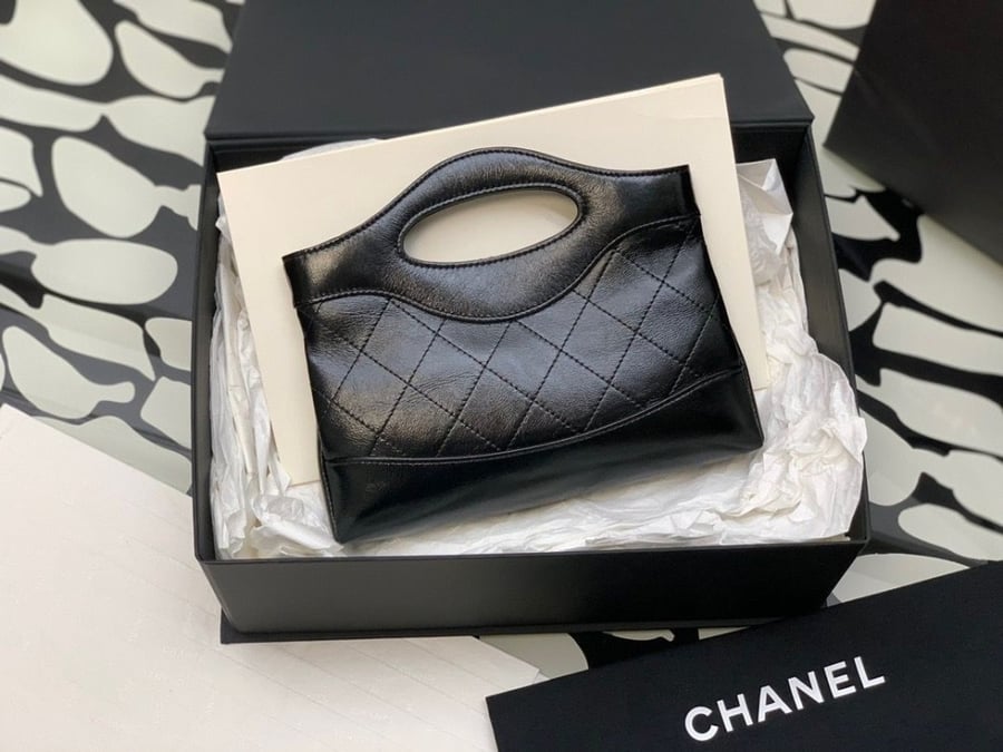 Chanel 21cm