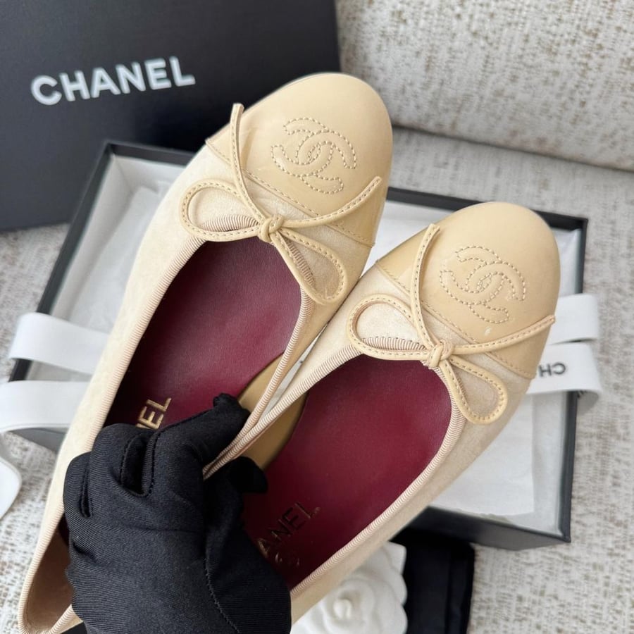 Chanel ballerina
