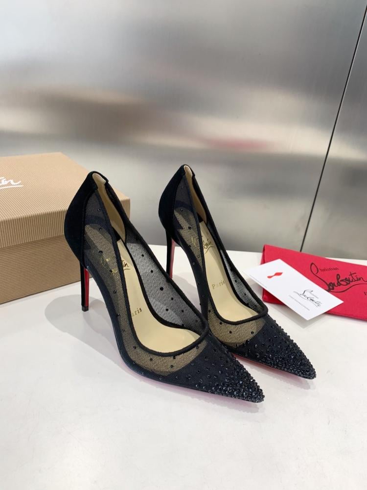 CHRISTIAN LOUBOUTIN