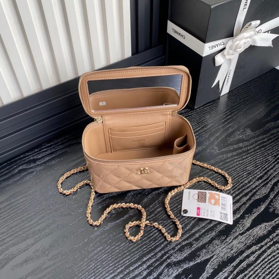 Chanel 17cm