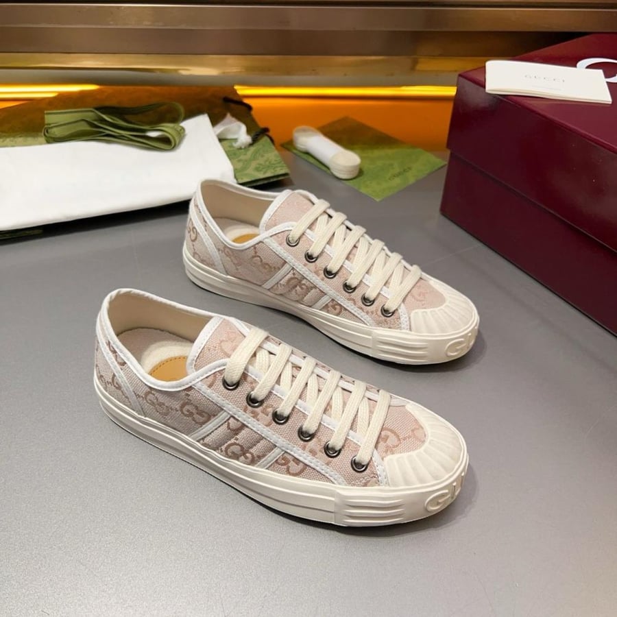 Gucci sneakers