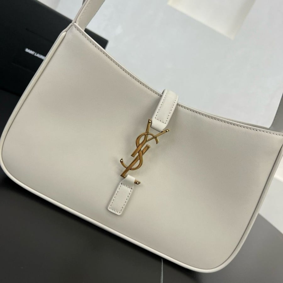 YSL 23cm