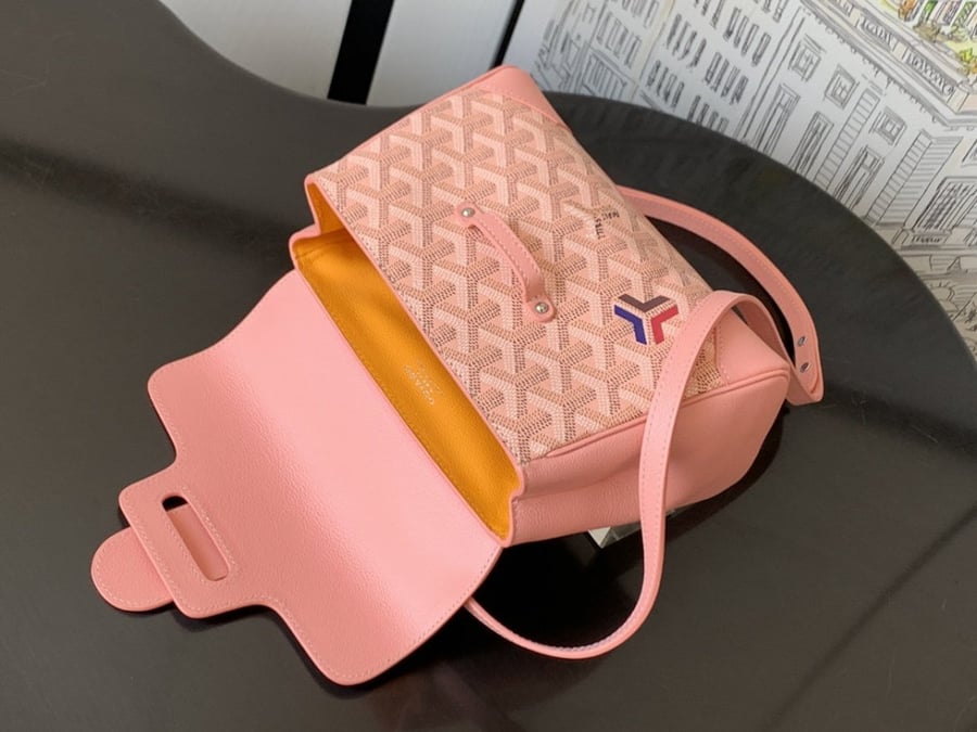 Goyard 20cm
