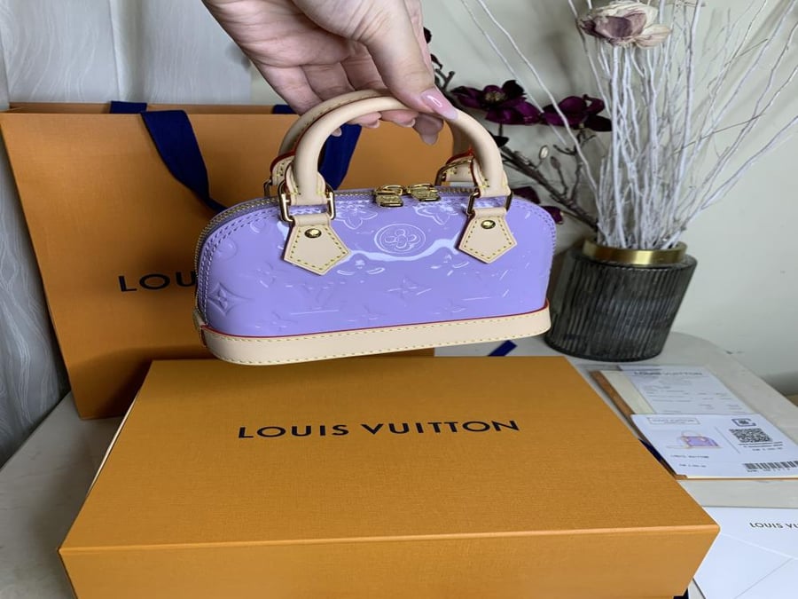 LV 18cm