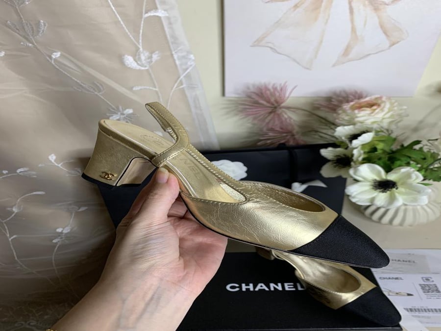 Chanel 38