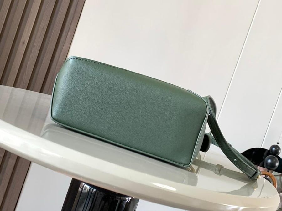 Loewe 18cm
