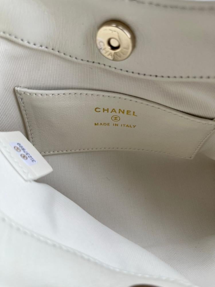 Chanel 18cm
