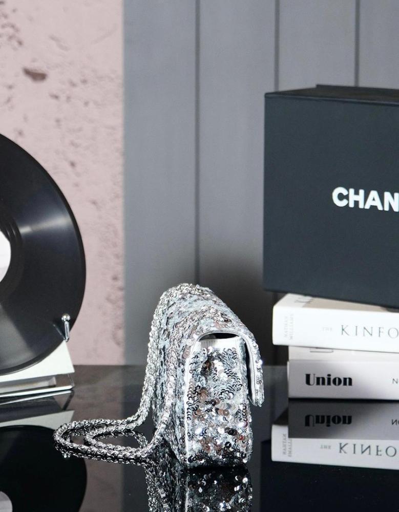 Chanel 14cm