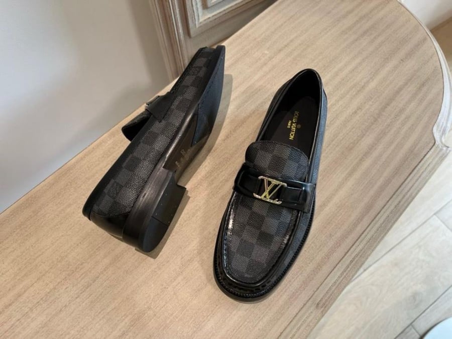 LV Men Loafers