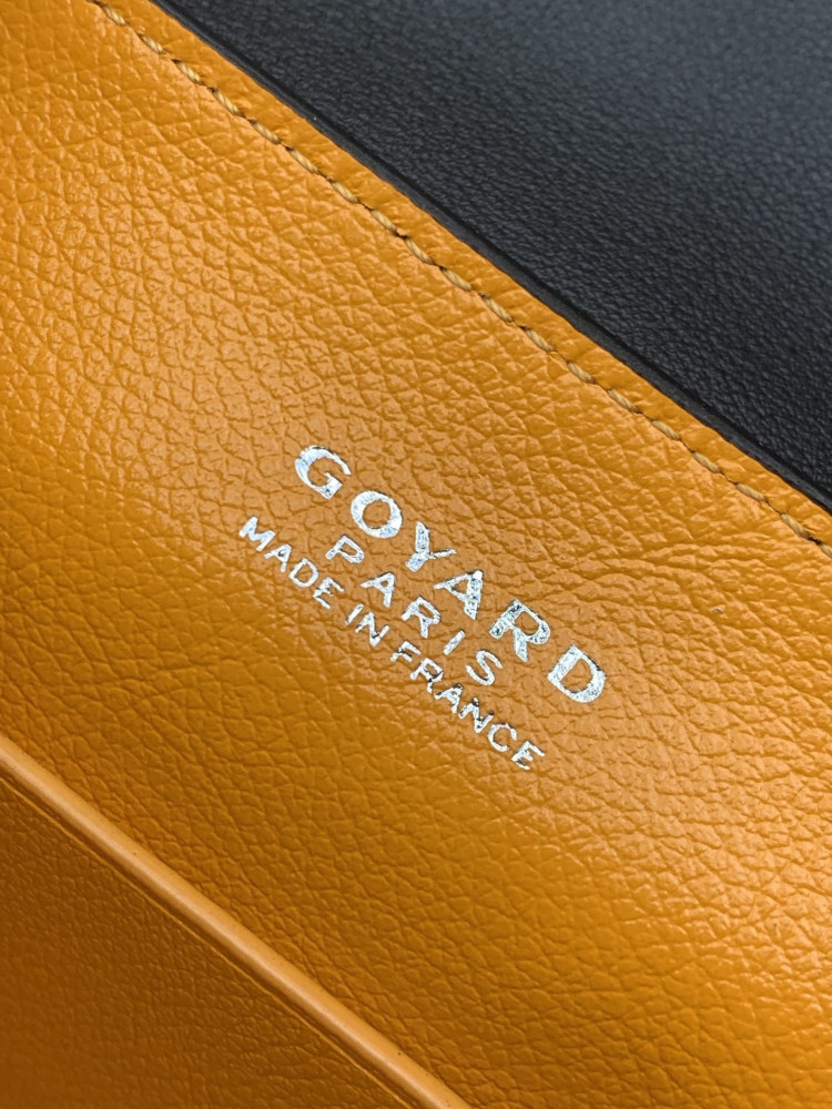Goyard 20cm