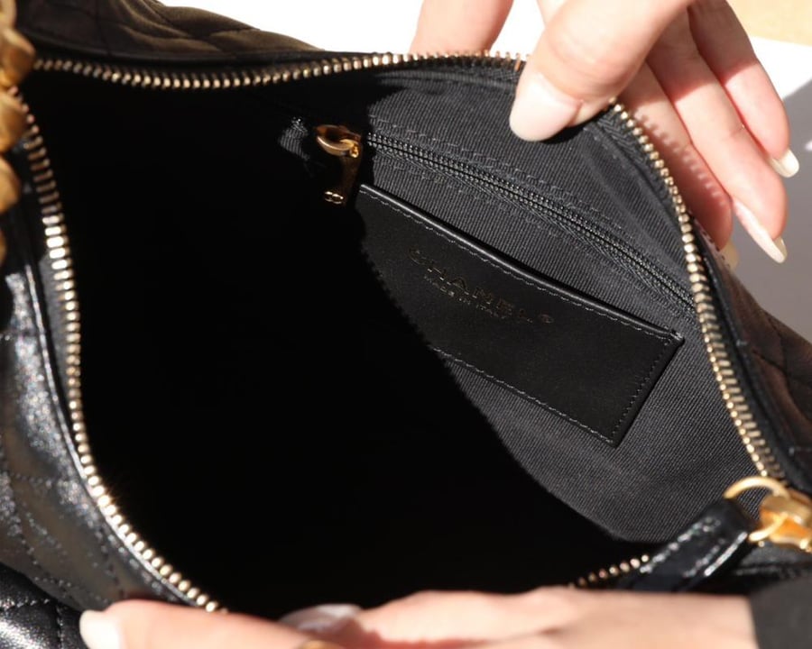 Chanel bag black
