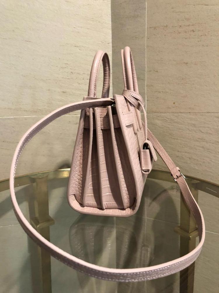 YSL 22cm