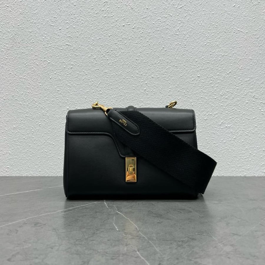 Celine 23cm