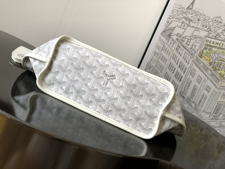 Goyard 20cm