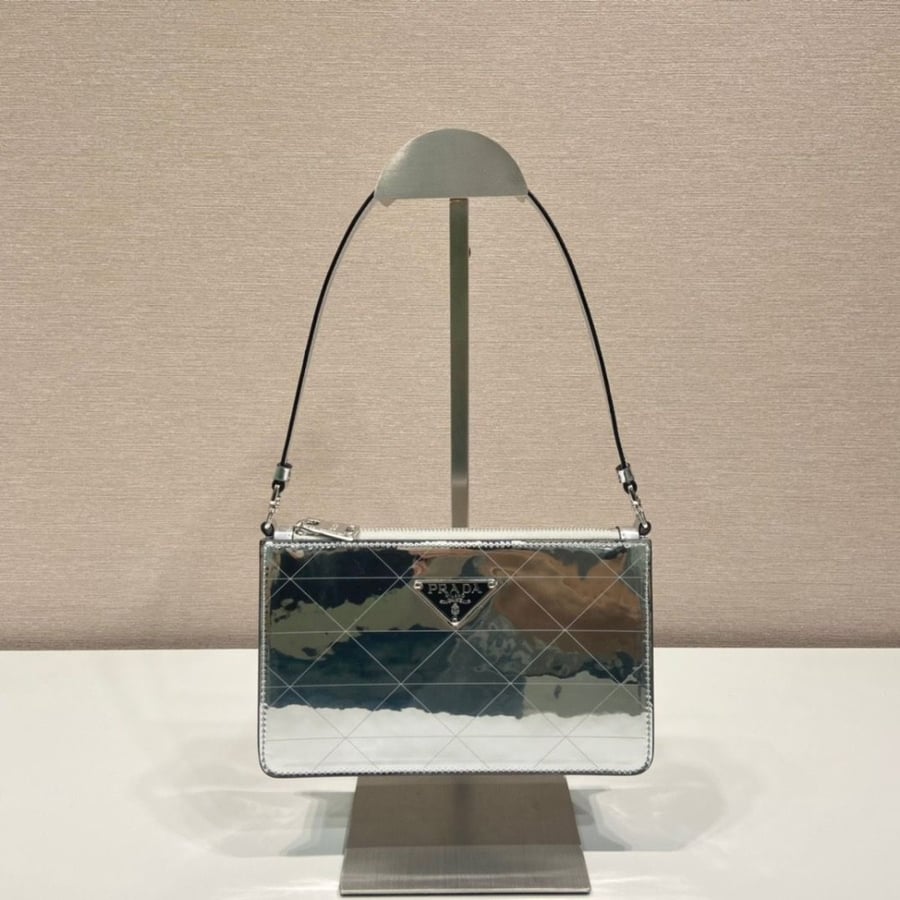 Prada 20cm