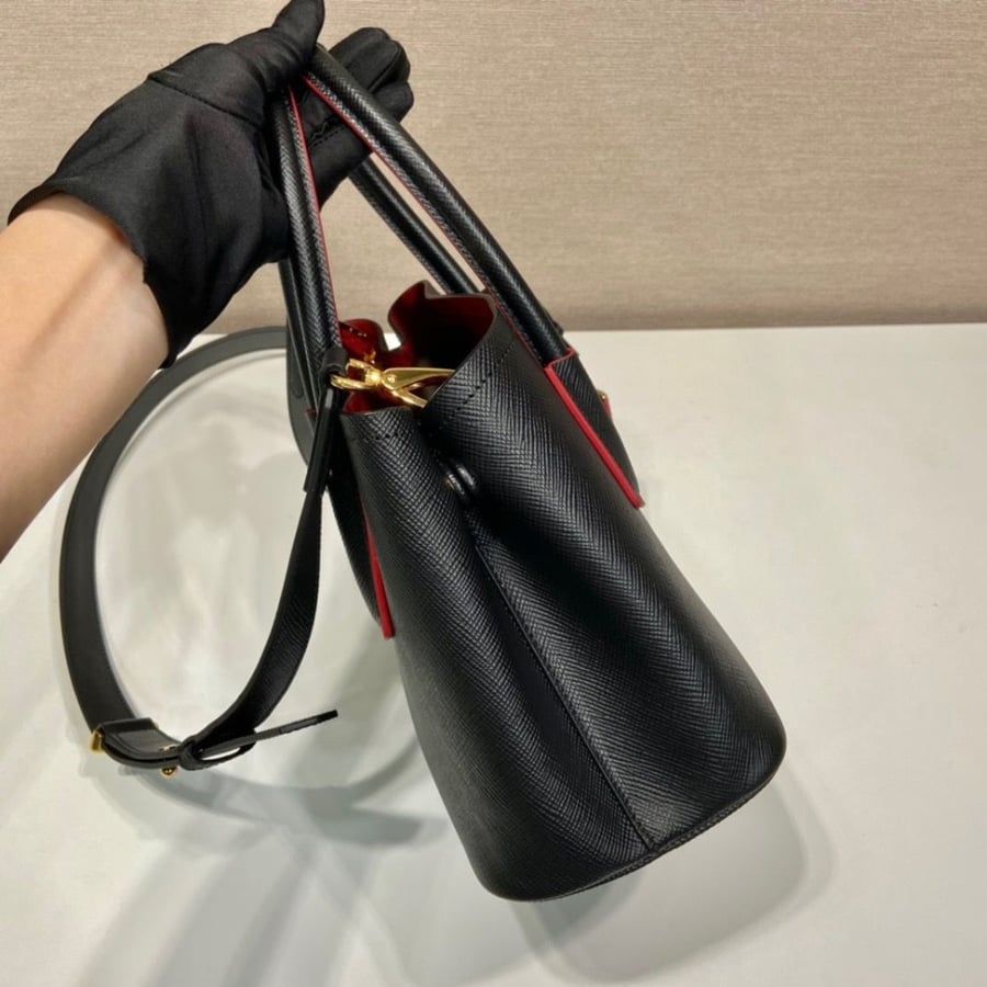 Prada 28cm