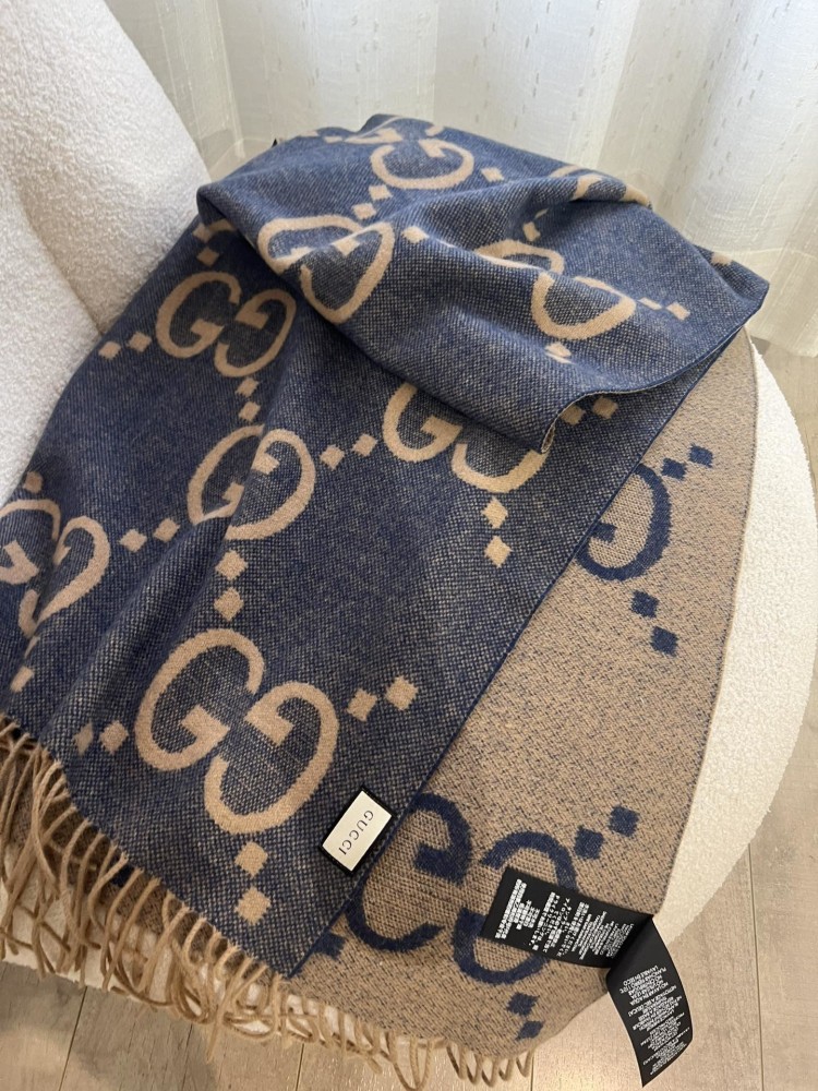 Gucci scarf
